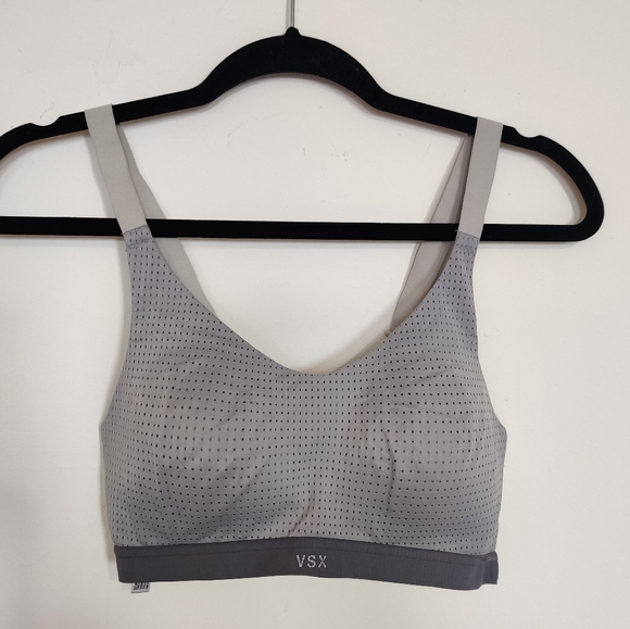 Victoria's Secret Other - Victoria secret Sport Bras 36B